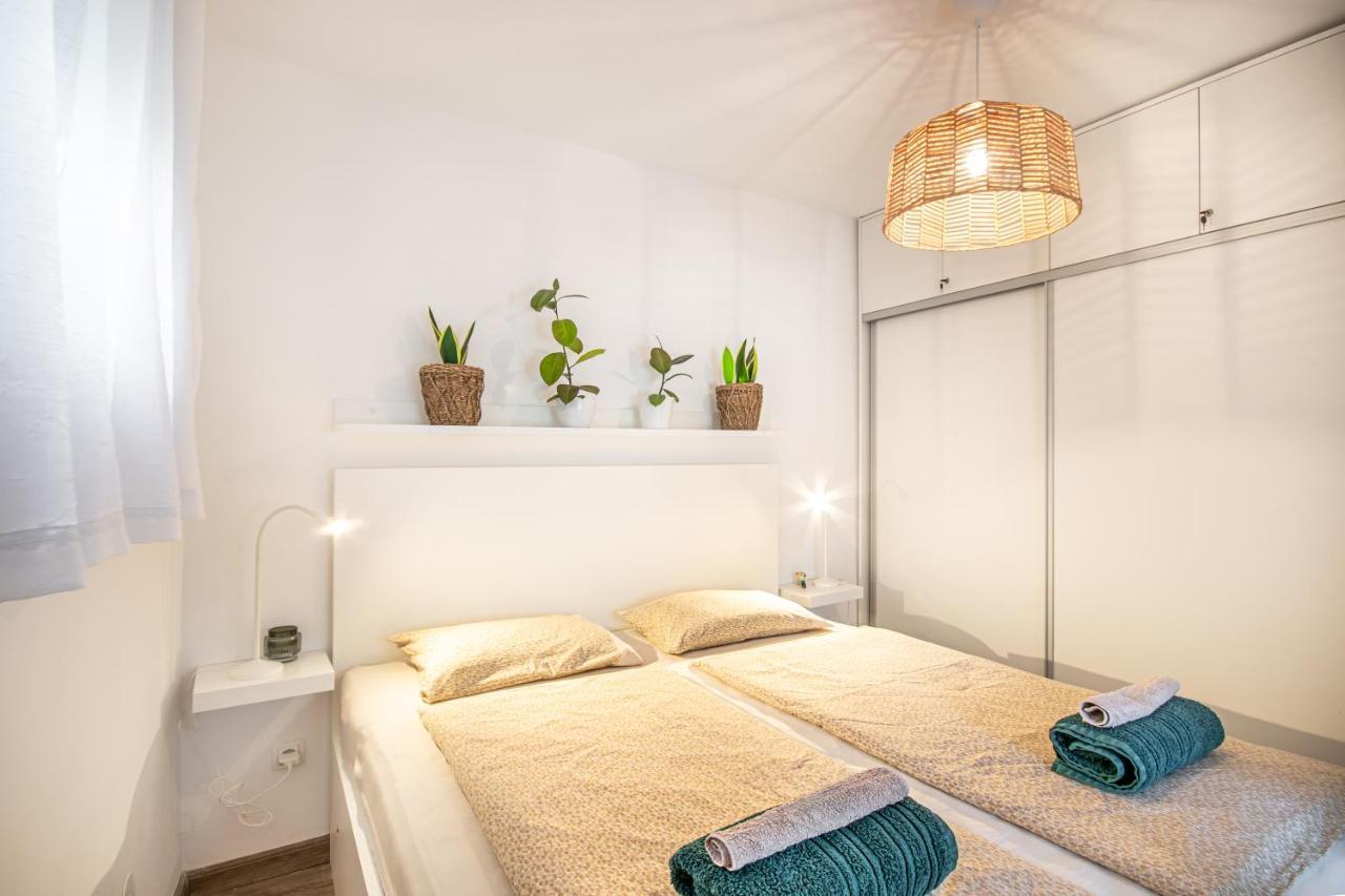 Apartment Vera Makarska Eksteriør billede